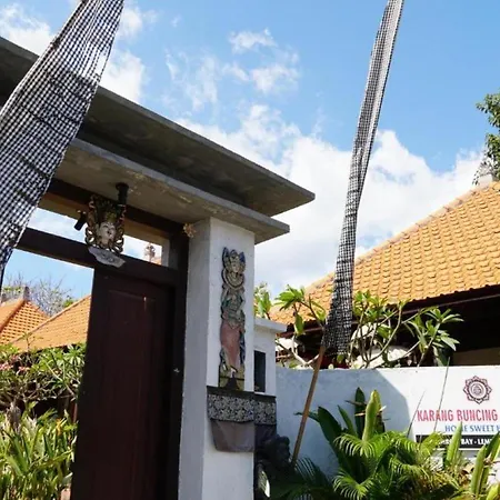 Karang Buncing Villas